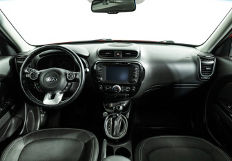 Подержанный автомобиль Kia Soul 2018 года (13 фото)