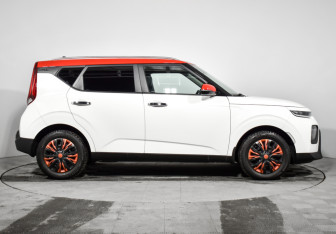 Подержанный автомобиль Kia Soul 2019 года (4 фото)
