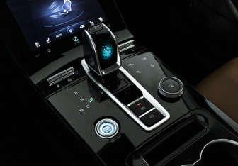 Подержанный автомобиль Chery Tiggo 8 Pro Max 2022 года (19 фото)