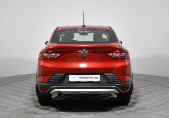 Подержанный автомобиль Renault Arkana 2020 года (6 фото)