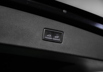 Подержанный автомобиль Volkswagen Tiguan 2019 года (34 фото)