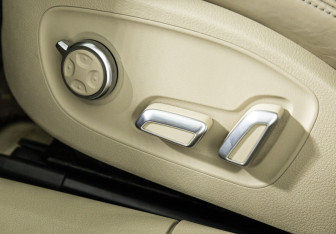 Подержанный автомобиль Audi A7 2015 года (23 фото)