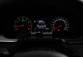 Подержанный автомобиль Kia Sorento 2022 года (22 фото)