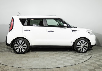 Подержанный автомобиль Kia Soul 2015 года (4 фото)