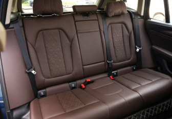 Подержанный автомобиль BMW X3 2021 года (34 фото)