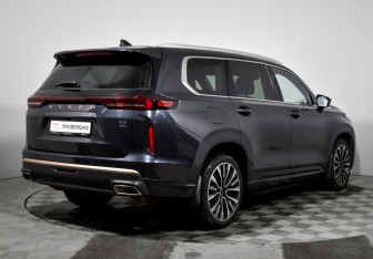 Подержанный автомобиль Exeed VX 2023 года (5 фото)