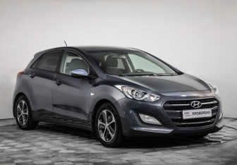 Подержанный автомобиль Hyundai i30 Hatchback 2016 года (3 фото)