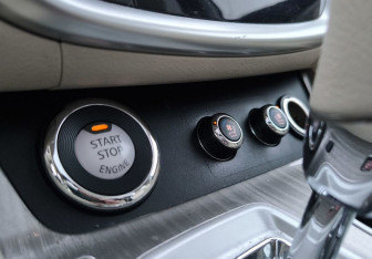 Подержанный автомобиль Nissan Murano Suv 2021 года (25 фото)