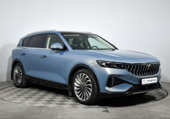 Подержанный автомобиль Voyah Free 2023 года (3 фото)