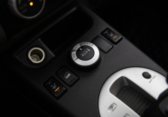 Подержанный автомобиль Nissan X-Trail 2011 года (14 фото)
