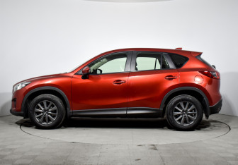Подержанный автомобиль Mazda CX-5 2012 года (8 фото)