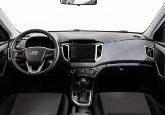 Подержанный автомобиль Hyundai Creta 2017 года (10 фото)