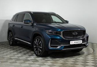 Подержанный автомобиль Geely Monjaro 2024 года (3 фото)
