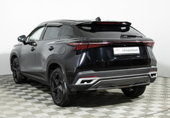 Подержанный автомобиль Omoda C5 2024 года (7 фото)