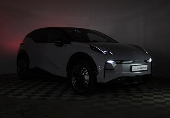 Подержанный автомобиль Zeekr X 2023 года (35 фото)