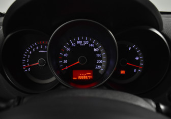 Подержанный автомобиль Kia Cerato Sedan 2010 года (20 фото)