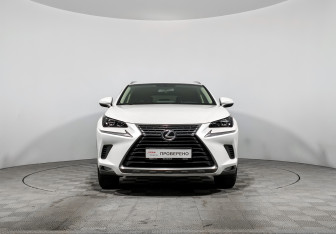 Подержанный автомобиль Lexus NX 2017 года (2 фото)