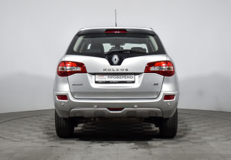 Подержанный автомобиль Renault Koleos 2013 года (6 фото)