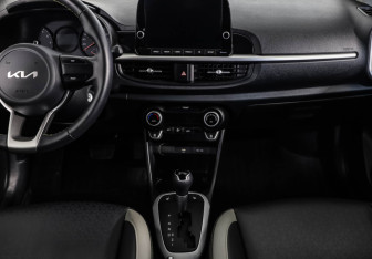 Подержанный автомобиль Kia Picanto 2022 года (13 фото)