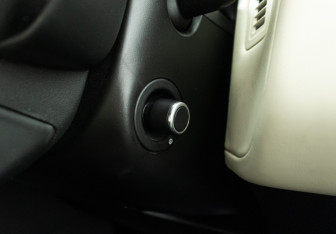 Подержанный автомобиль Land Rover Range Rover Sport 2020 года (16 фото)