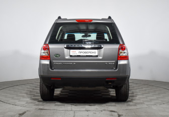 Подержанный автомобиль Land Rover Freelander 2007 года (6 фото)
