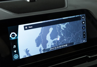 Подержанный автомобиль Omoda C5 2023 года (16 фото)