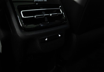 Подержанный автомобиль Changan UNI-K 2022 года (21 фото)