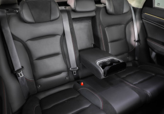 Подержанный автомобиль Geely Tugella 2021 года (32 фото)