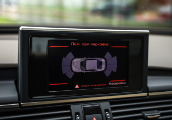 Подержанный автомобиль Audi A6 Sedan 2012 года (17 фото)