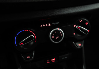 Подержанный автомобиль Kia Picanto 2019 года (16 фото)