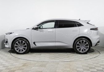 Подержанный автомобиль Changan UNI-K 2023 года (8 фото)