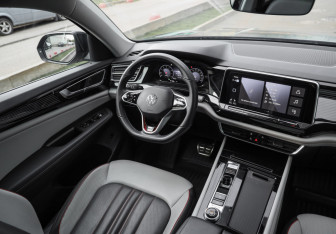 Подержанный автомобиль Volkswagen Teramont 2022 года (13 фото)