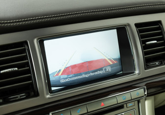 Подержанный автомобиль Jaguar XF Sedan 2009 года (15 фото)