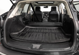 Подержанный автомобиль Nissan Murano Suv 2018 года (35 фото)