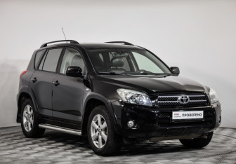 Подержанный автомобиль Toyota RAV4 2008 года (3 фото)