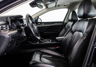 Подержанный автомобиль Kia K5 2021 года (18 фото)