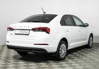Подержанный автомобиль Skoda Rapid Liftback 2020 года (5 фото)