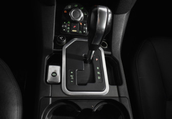 Подержанный автомобиль Land Rover Discovery 2010 года (16 фото)