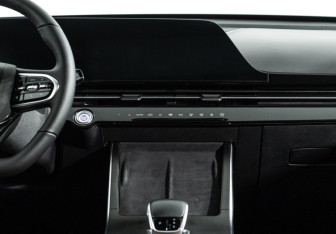 Подержанный автомобиль Omoda C5 2022 года (14 фото)