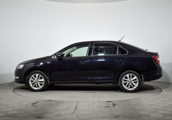 Подержанный автомобиль Skoda Rapid Liftback 2019 года (8 фото)