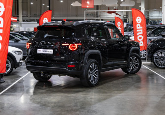 Подержанный автомобиль Haval H7 2025 года (6 фото)