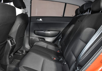 Подержанный автомобиль Kia Sportage 2020 года (11 фото)