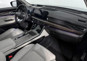Подержанный автомобиль Exeed VX 2022 года (16 фото)