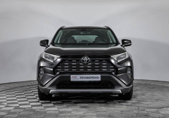 Подержанный автомобиль Toyota RAV4 2020 года (2 фото)