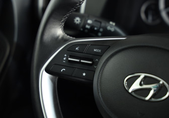 Подержанный автомобиль Hyundai Creta 2022 года (12 фото)