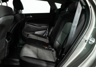 Подержанный автомобиль Hyundai Tucson 2019 года (10 фото)