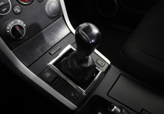 Подержанный автомобиль Suzuki Grand Vitara 2011 года (12 фото)