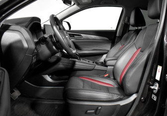 Подержанный автомобиль Haval F7x 2023 года (11 фото)