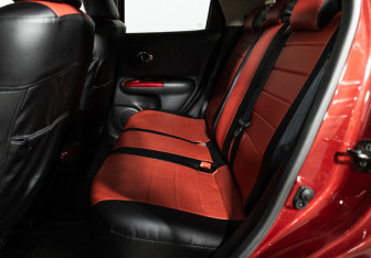 Подержанный автомобиль Nissan Juke 2012 года (10 фото)