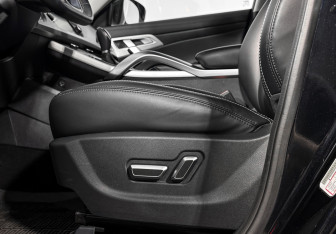 Подержанный автомобиль Geely Atlas 2021 года (11 фото)